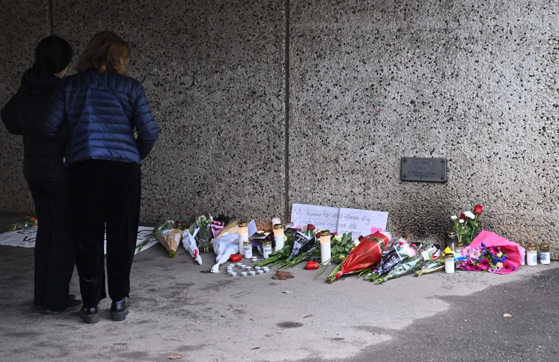 A man is shot dead in southern Stockholm