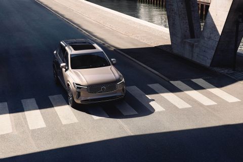 Volvo XC90 T8 AWD