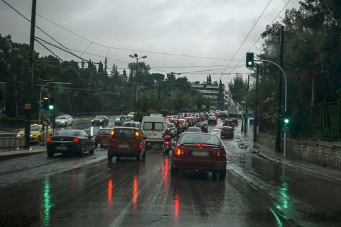 Βροχή στην Αθήνα
