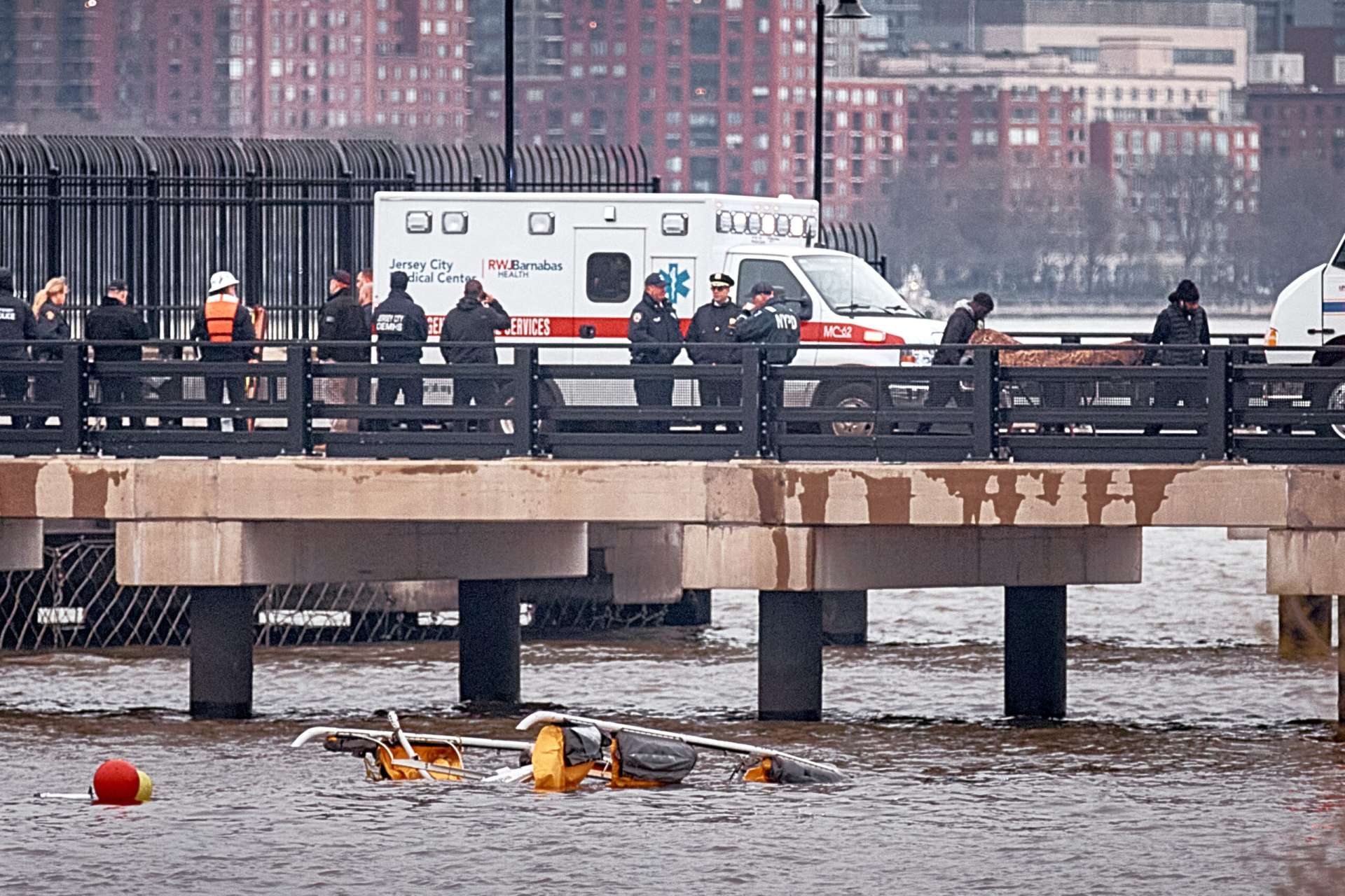 Helicopter Crashes Into New York's Hudson's River