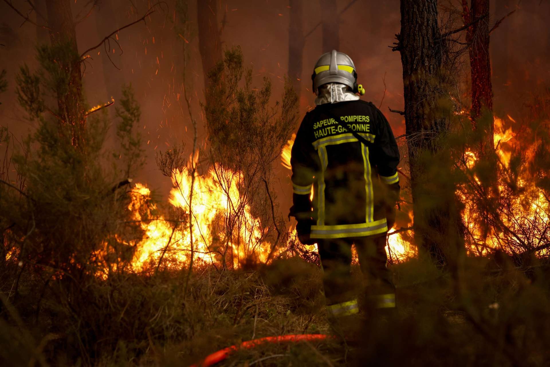 FRANCE-ENVIRONMENT-CLIMATE-WEATHER-WILDFIRE